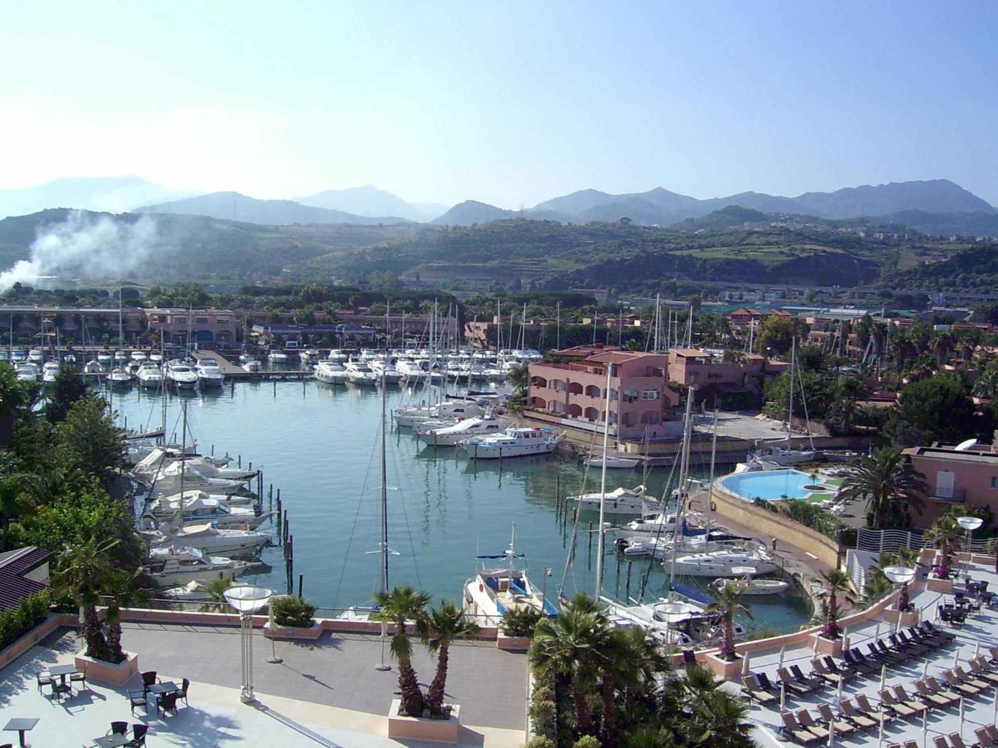 Laguna Azzurra Portorosa Furnari Bagian luar foto